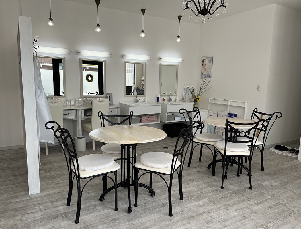 モイスティーヌ西条紺屋町サロン