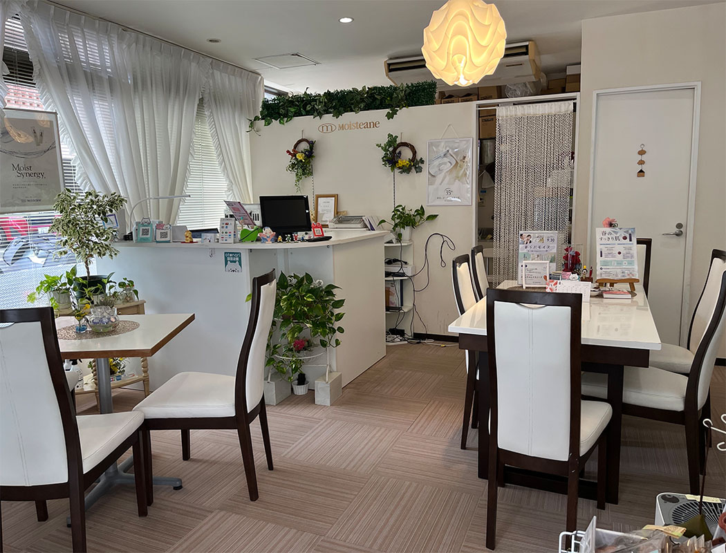 モイスティーヌ平野町サロン