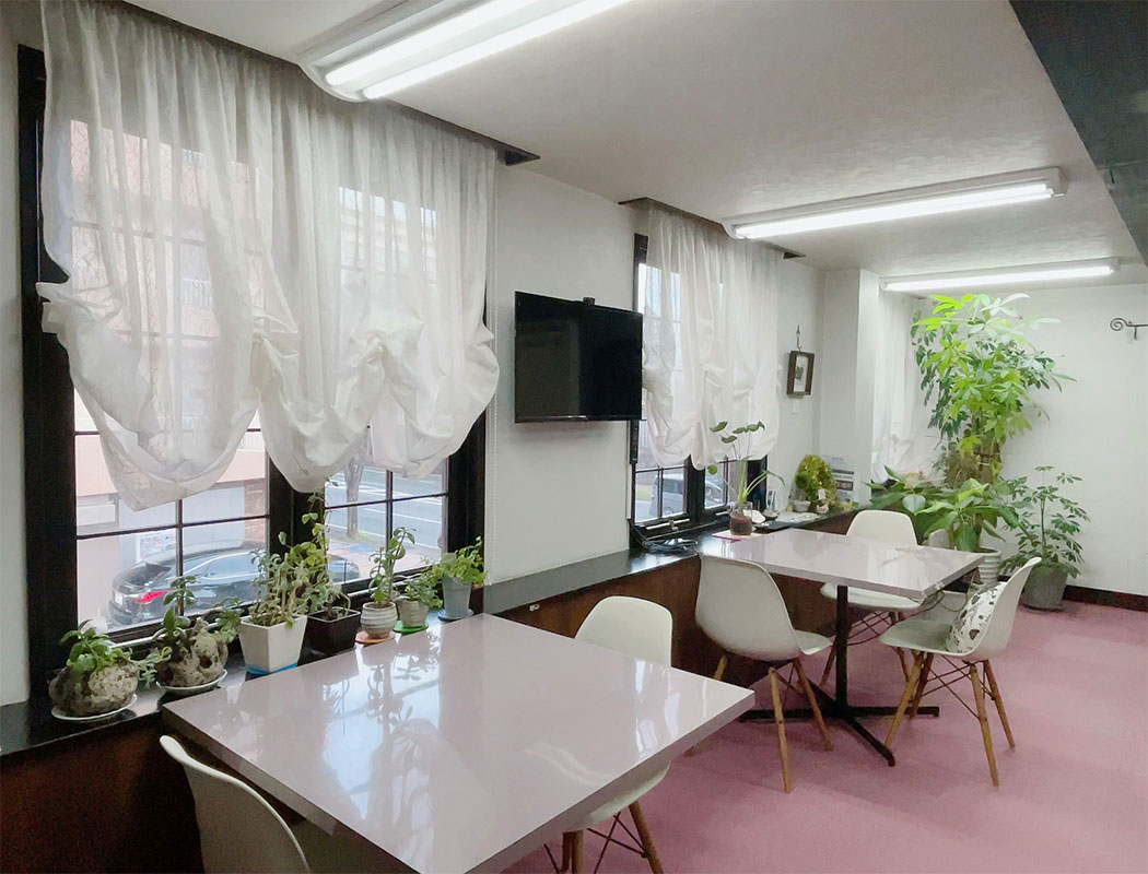 モイスティーヌ新屋敷サロン　ピュール