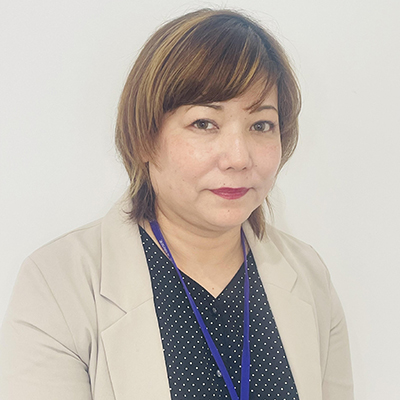 アドバイザー キーファー 美加