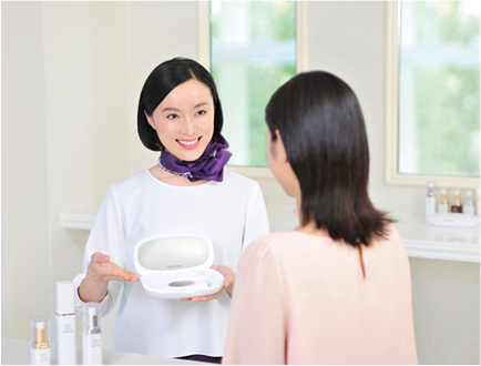 モイスティーヌの専門アドバイサーがあなたの肌をカウンセリング Moisteane モイスティーヌ