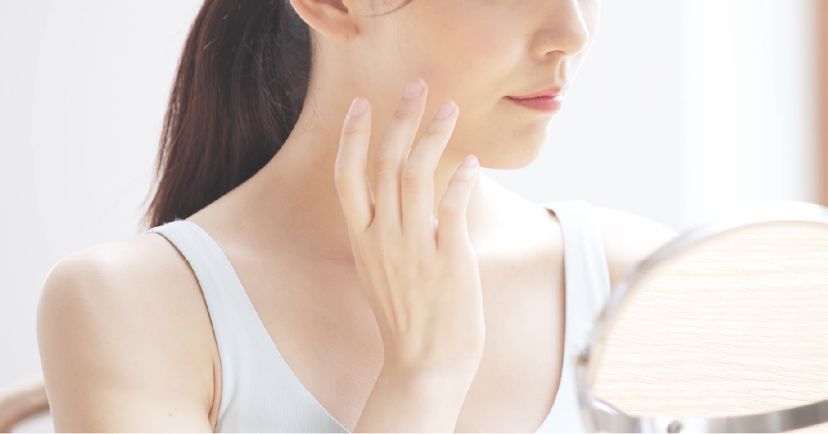 敏感肌とはどんな状態？原因と症状、健やかな肌を保つスキンケアを解説